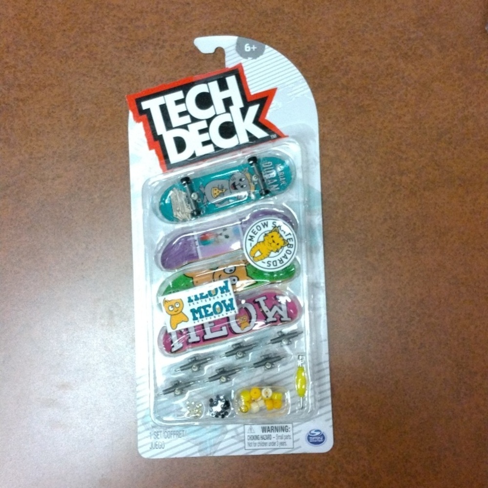4 Tech Decks